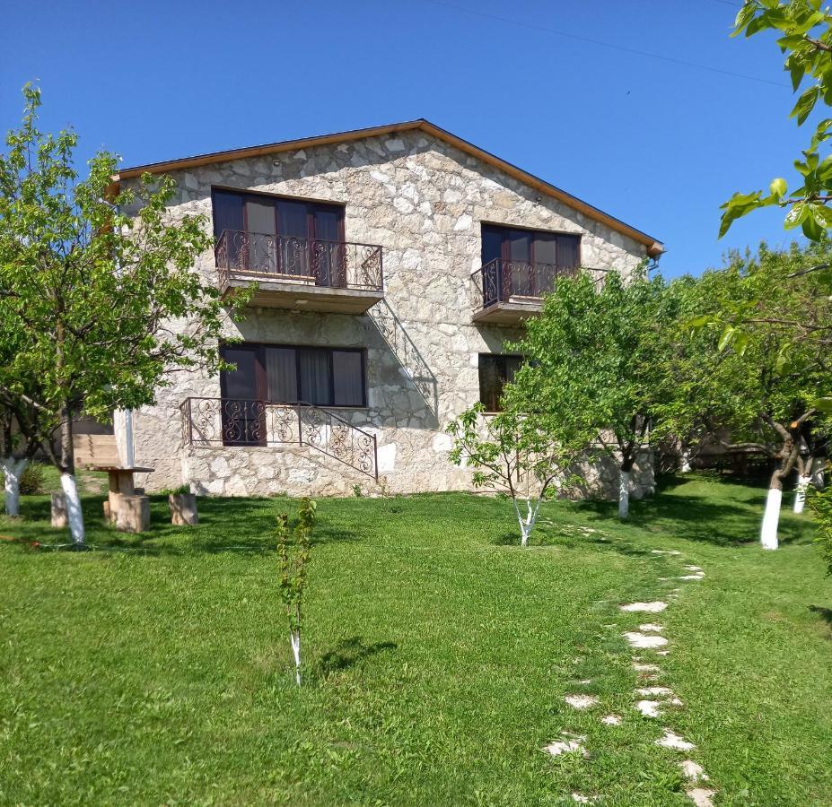 Guest House Ijevan'S Garden Kültér fotó