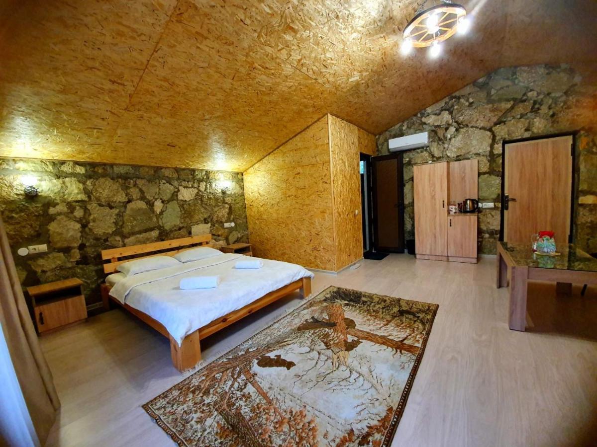 Guest House Ijevan'S Garden Kültér fotó