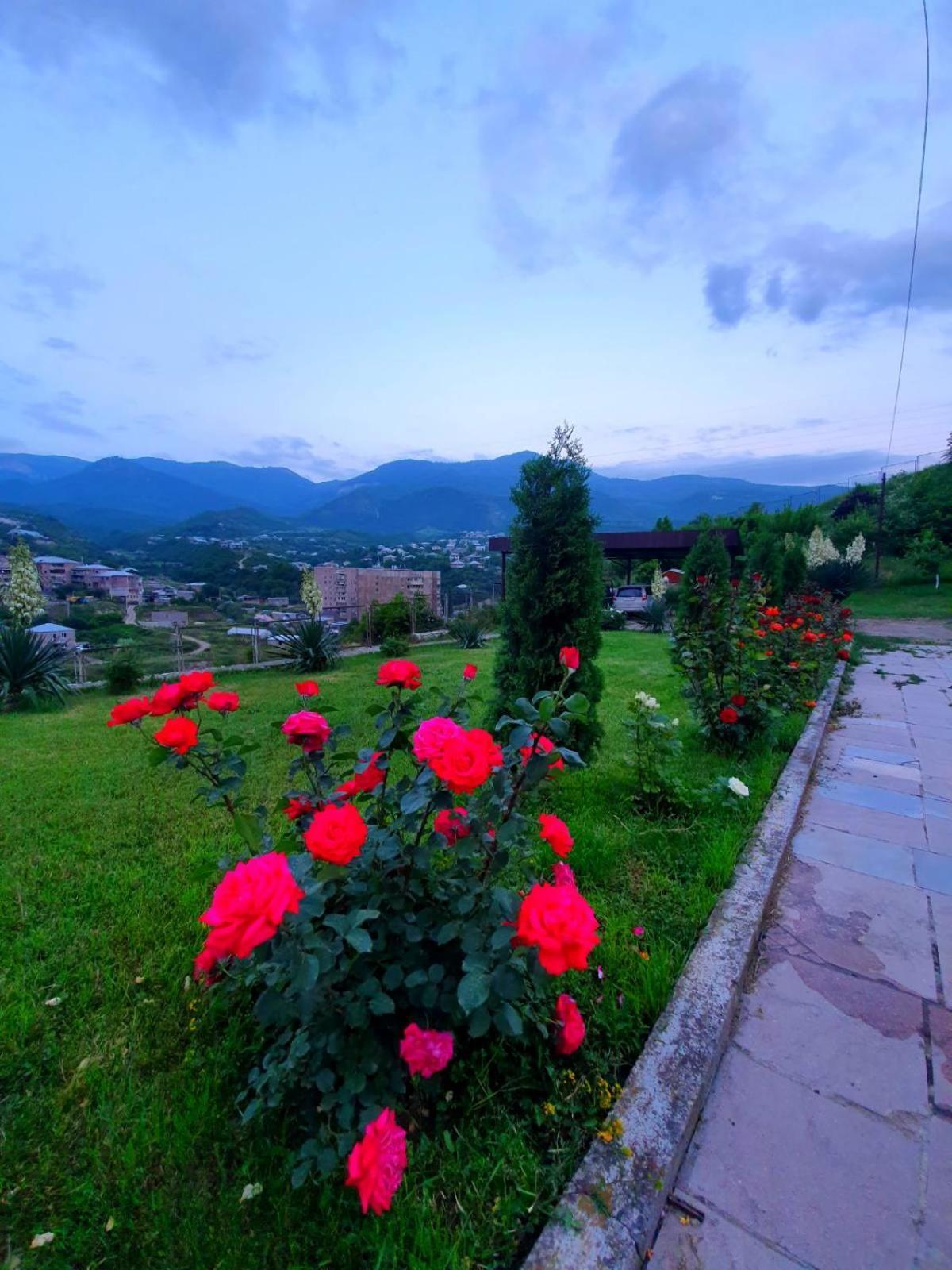 Guest House Ijevan'S Garden Kültér fotó