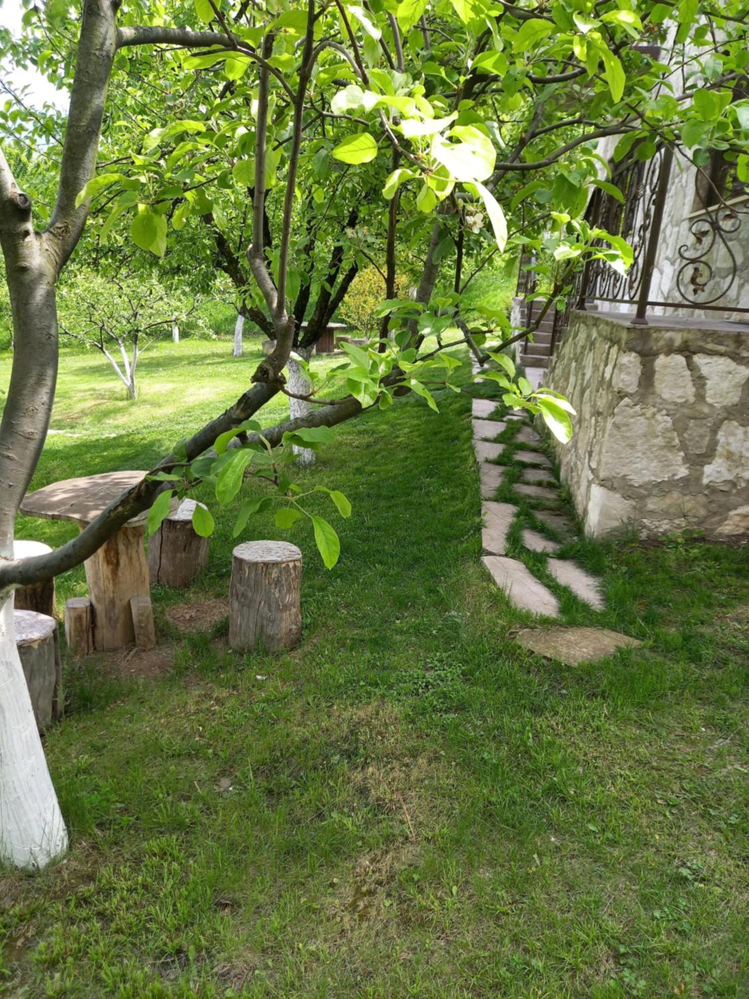 Guest House Ijevan'S Garden Kültér fotó